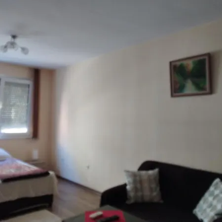 Lägenhet Zora Burgas